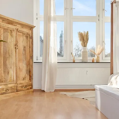 Citylife: Gemuetlich • Gross • Zentral • Parkplatz Apartamento *