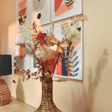 Apartamento Citylife: Gemuetlich • Gross • Zentral • Parkplatz